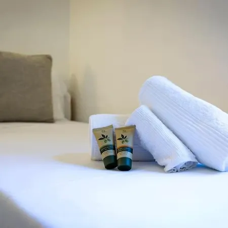 Splendida A 7min Dalla - Wifi E A-c Apartament *
