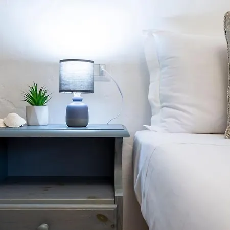 Splendida A 7min Dalla - Wifi E A-c Apartment *